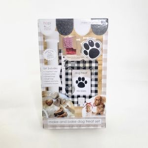 *3/$25 HapiNest Make & Bake Dog Treat Set Gift Bags Cutter Utensils Recipe